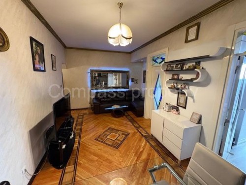 Тристаен апартамент - София, Медицинска академия