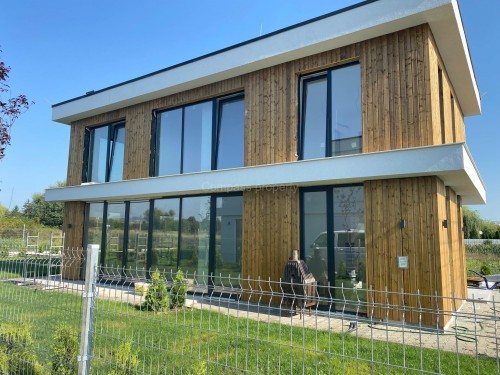 House - Bojurishte, Bojurishte