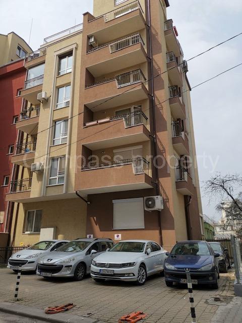 One bedroom apartment - Sofia, Beli brezi