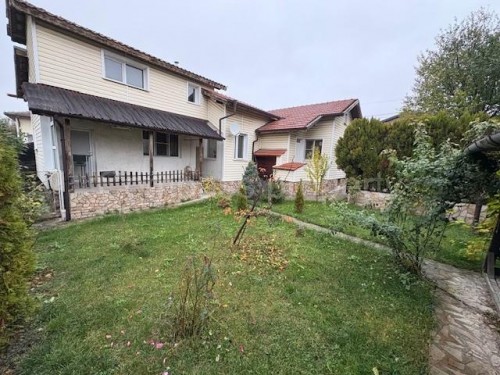 Къща - Перник, Църква